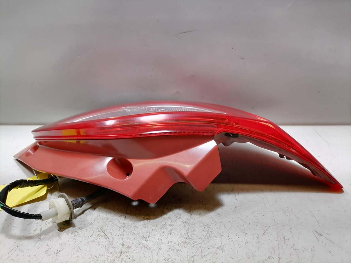 Mazda 2 DE original R&uuml;cklicht R&uuml;ckleuchte Schlussleuchte links Bj.2009